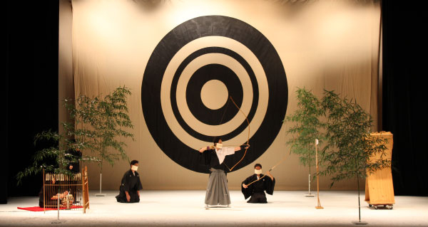 ロサンゼルス日米文化会館の新年イベント Kotohajime