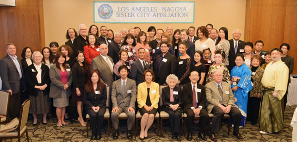 ロサンゼルス名古屋姉妹都市委員会の2017年の新年昼食会に集まったひとびと（写真提供=LANSCA）