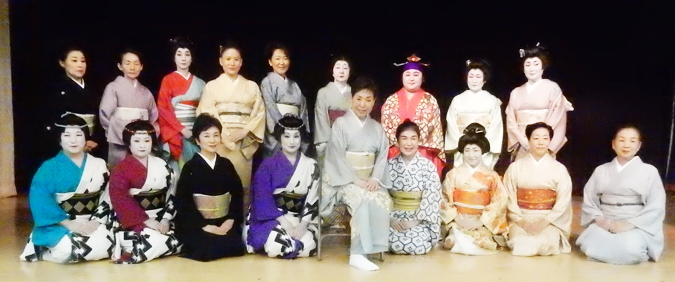 2017年9月23日にロサンゼルスで行われた「日本舞踊の午後」に出演した日本舞踊の師匠たち　（Cultural News Photo) 